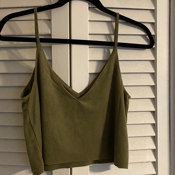 NWT Forever 21 Olive Green Crop Top - Picture 3 of 3